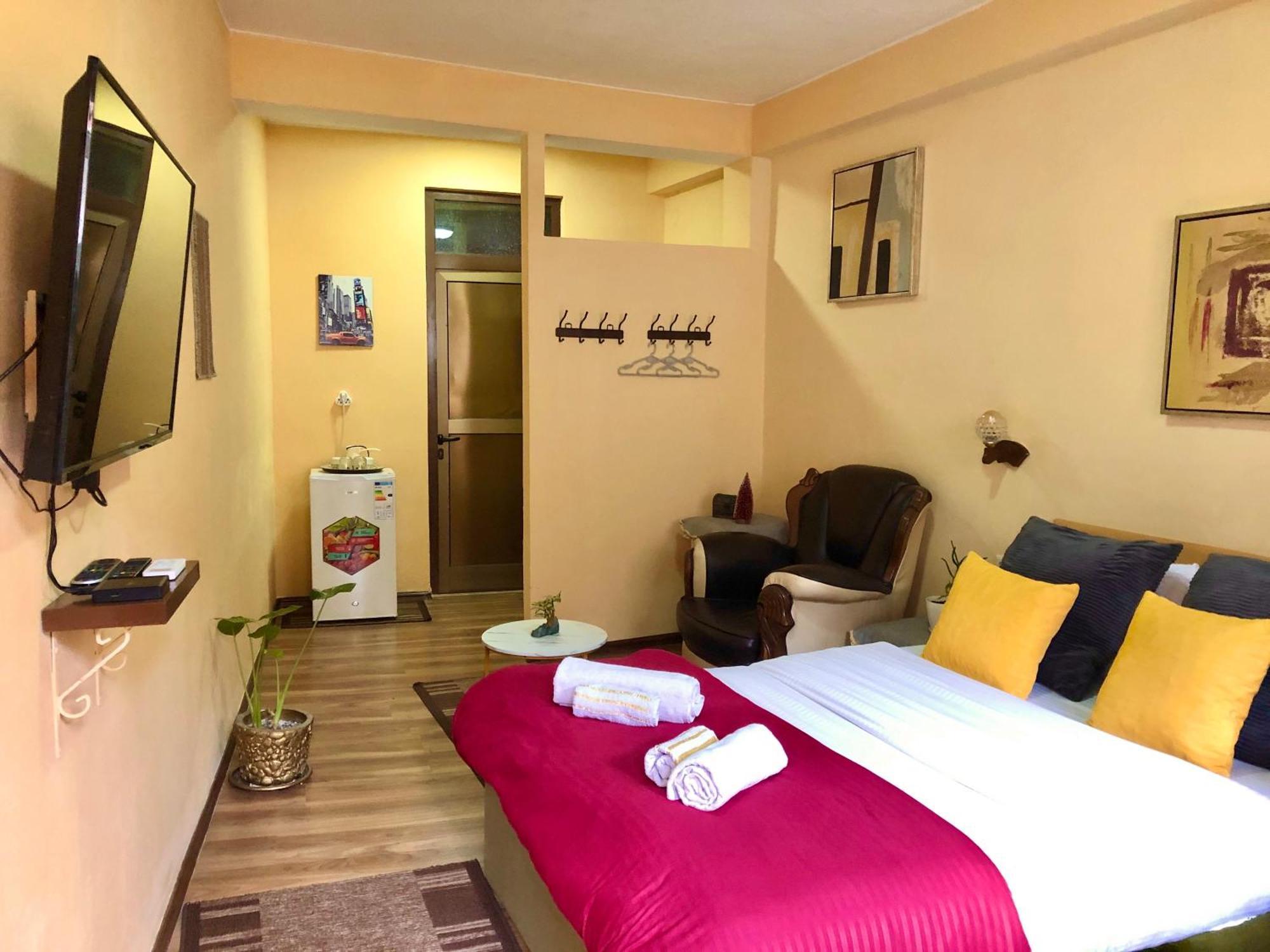 Urban Boutique Hotel Prishtinë Bilik gambar