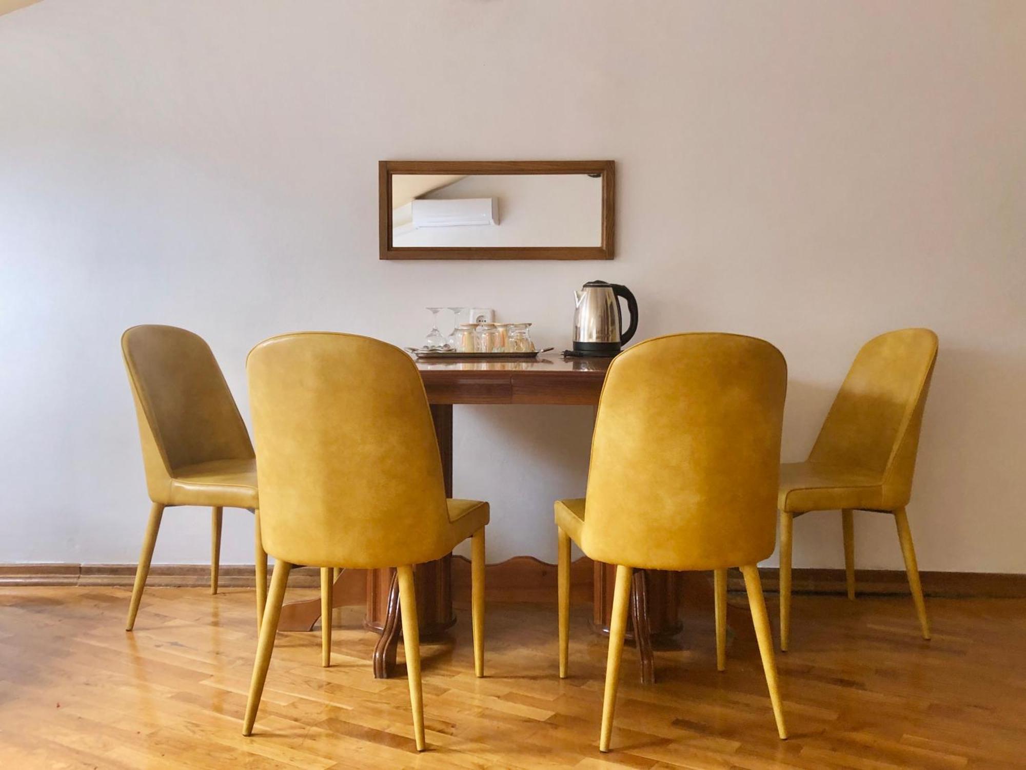 Urban Boutique Hotel Prishtinë Luaran gambar