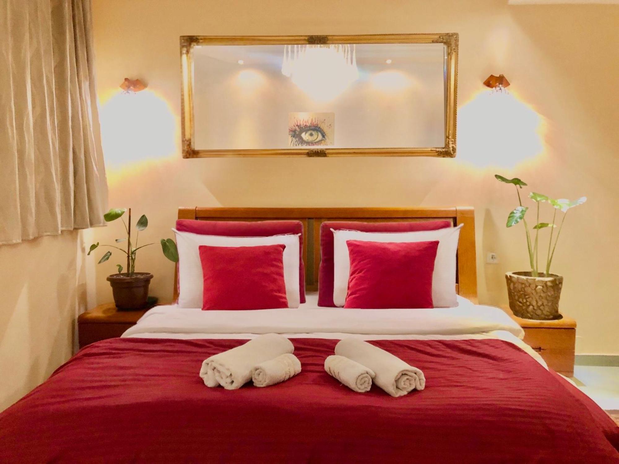 Urban Boutique Hotel Prishtinë Luaran gambar