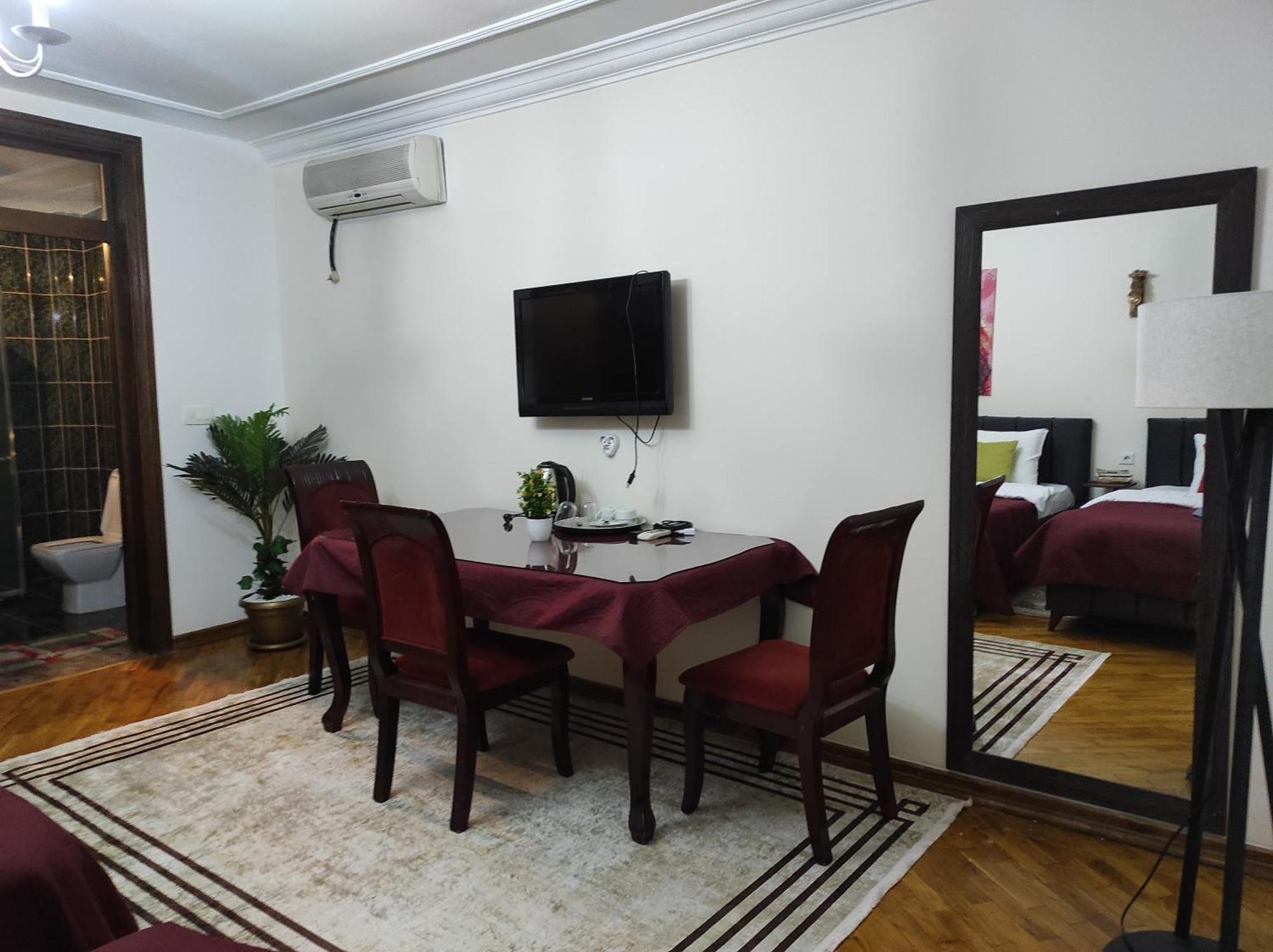 Urban Boutique Hotel Prishtinë Luaran gambar